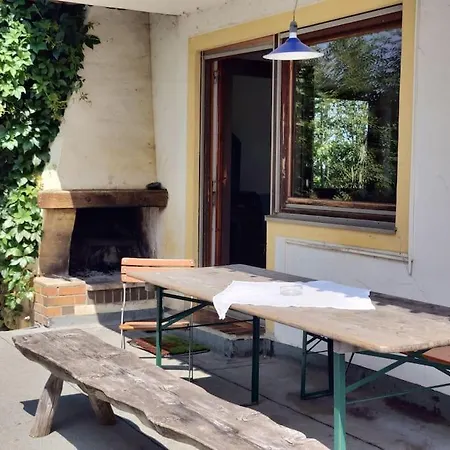 Grosse Mit Dachterrasse Apartment *
