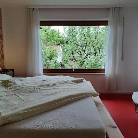 Grosse Mit Dachterrasse Apartment
